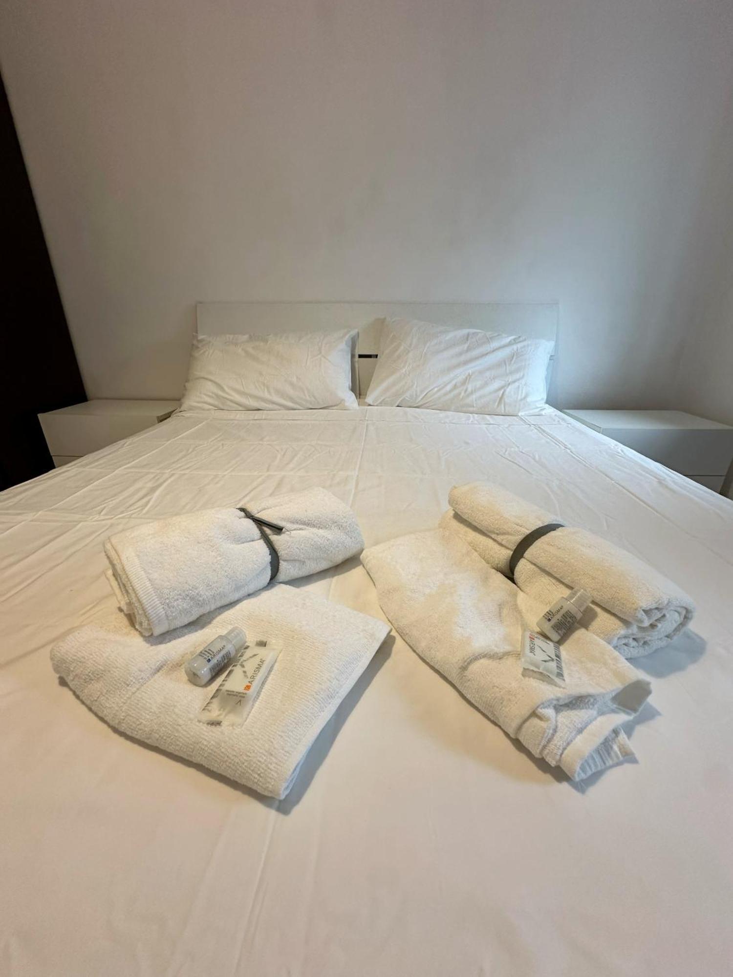 Affittacamere Torino - Private Rooms - H24 Self Check-In Zimmer foto